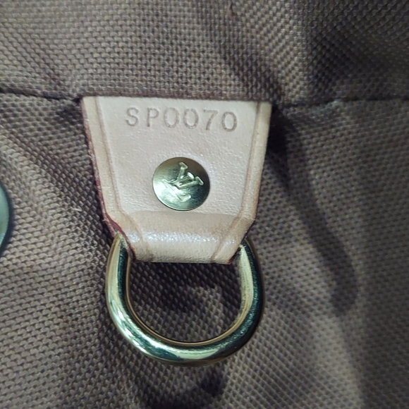 Louis Vuitton Backpack - Picture 16 of 16